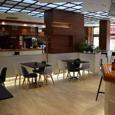 阿里斯酒店 酒店 2*