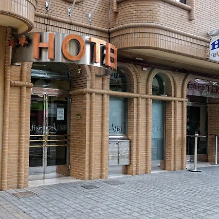 阿里斯酒店